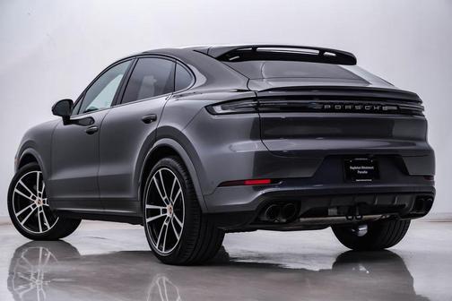 2024 Porsche Cayenne S