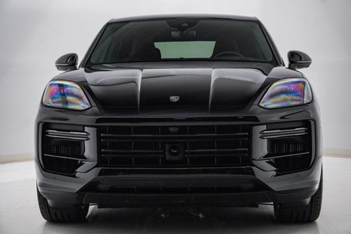 Chromite Black Metallic 2025 Porsche Cayenne Cayenne Turbo E-Hybrid