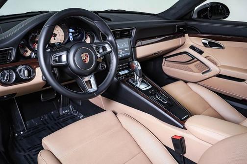 2018 Porsche 911 Carrera S