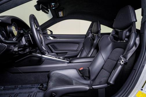 2025 Porsche 911 Turbo S