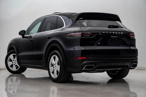 2022 Porsche Cayenne Cayenne