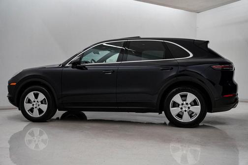 2022 Porsche Cayenne Cayenne