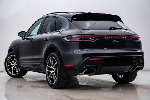 2025 Porsche Macan **PORSCHE CERTIFIED**