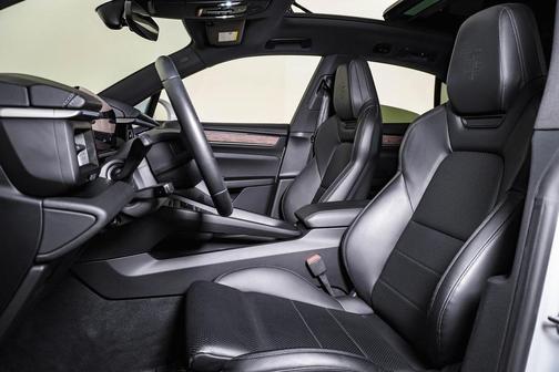 2024 Porsche Macan 4
