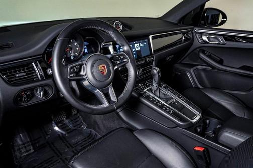 2021 Porsche Macan 
