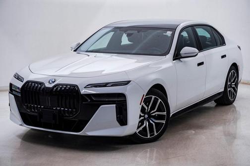 2025 BMW 760 760i xDrive