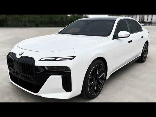 2025 BMW 760 xDrive