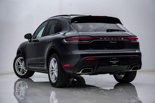 Volcano Grey Metallic 2026 Porsche Macan Macan