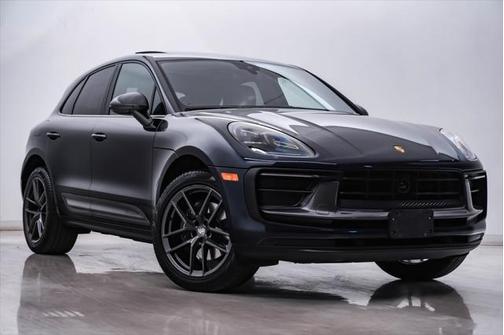 2023 Porsche Macan Base