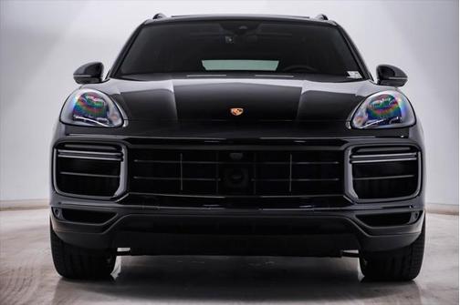 2023 Porsche Cayenne Turbo