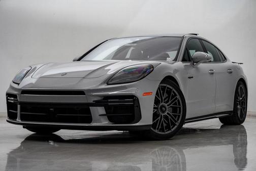 2026 Porsche Panamera Turbo