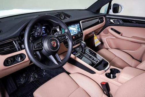 2025 Porsche Macan **PORSCHE CERTIFIED**