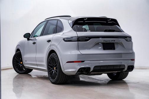 2023 Porsche Cayenne GTS