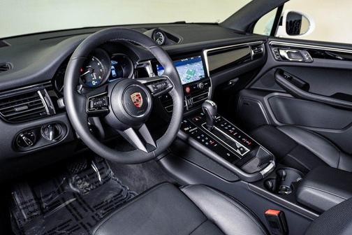 2025 Porsche Macan **PORSCHE CERTIFIED**