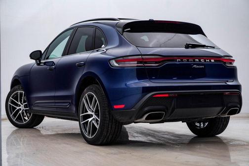 2025 Porsche Macan **PORSCHE CERTIFIED**