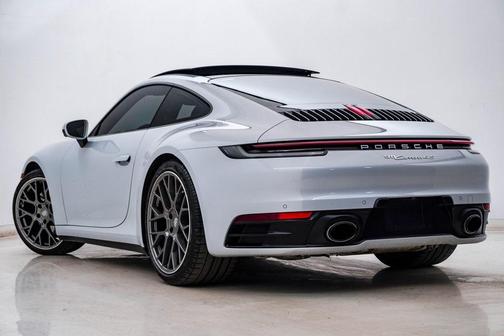 2023 Porsche 911 Carrera 4S