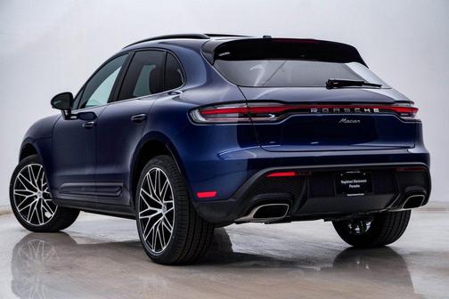 2026 Porsche Macan 