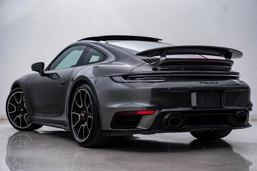 2022 Porsche 911 Turbo S