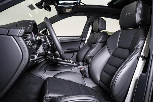 2026 Porsche Macan GTS