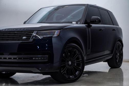 2023 Land Rover Range Rover SE