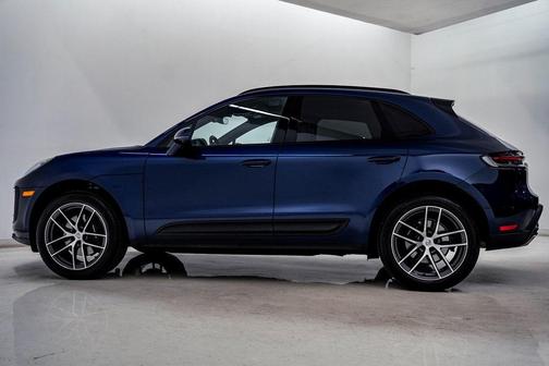 2025 Porsche Macan **PORSCHE CERTIFIED**