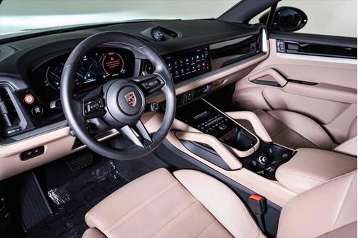 2024 Porsche Cayenne **PORSCHE CERTIFIED**