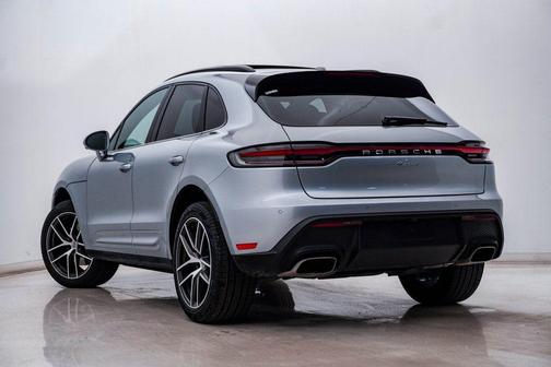 2025 Porsche Macan **PORSCHE CERTIFIED**