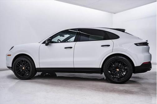 2024 Porsche Cayenne **PORSCHE CERTIFIED**
