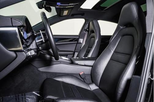 2021 Porsche Panamera 4