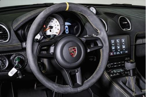 2024 Porsche 718 Cayman GT4 RS