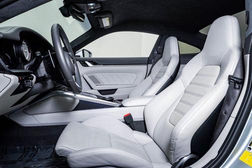 2021 Porsche 911 Turbo S