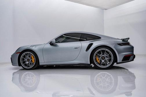 2021 Porsche 911 Turbo S