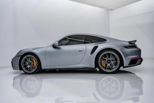 2021 Porsche 911 Turbo S