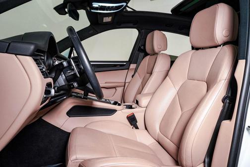 2023 Porsche Macan **PORSCHE CERTIFIED**