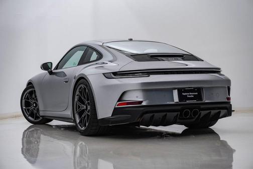 GT Silver Metallic 2024 Porsche 911 GT3