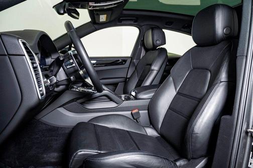 2023 Porsche Cayenne Cayenne