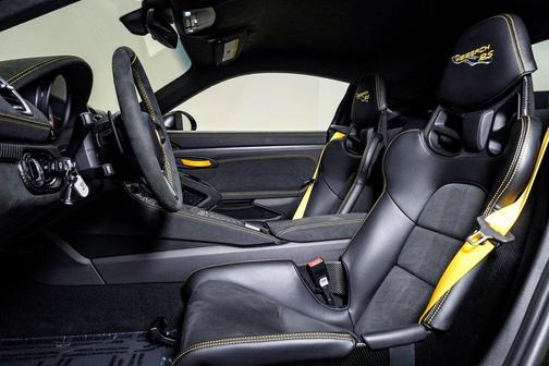 2025 Porsche 718 Cayman GT4 RS