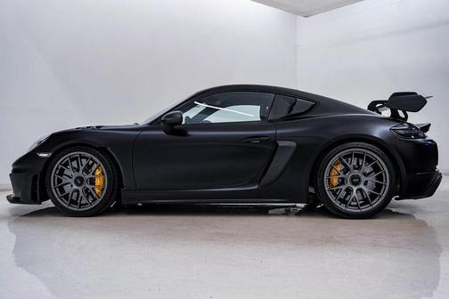 2025 Porsche 718 Cayman GT4 RS