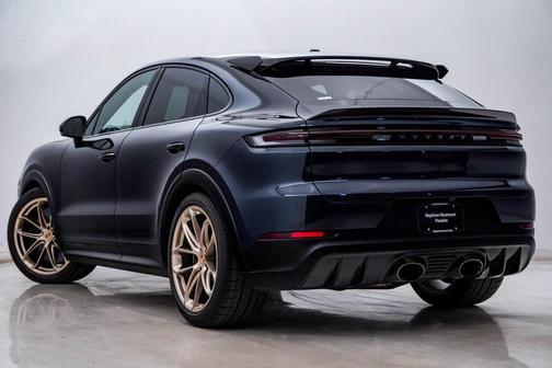 2024 Porsche Cayenne Turbo GT