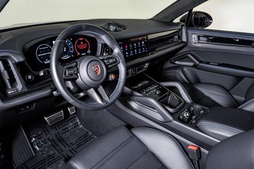 2024 Porsche Cayenne Turbo GT