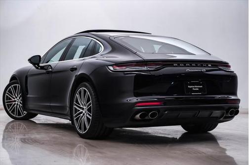 2023 Porsche Panamera 4S