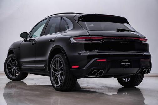 2025 Porsche Macan T