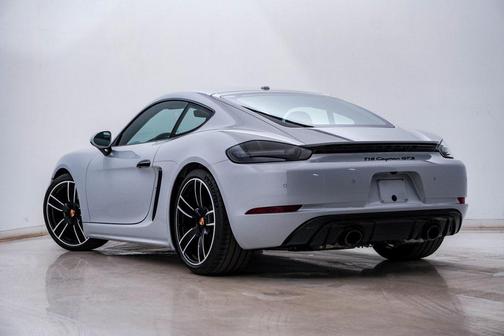 2025 Porsche 718 Cayman GTS