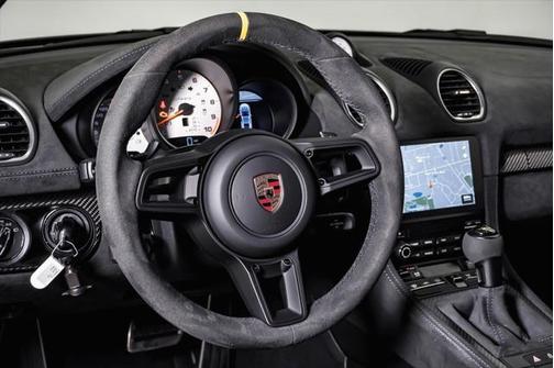 2024 Porsche 718 Cayman GT4 RS