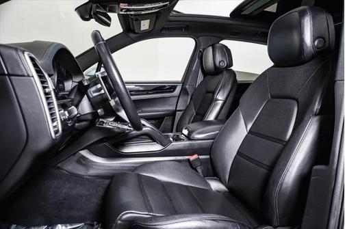 2020 Porsche Cayenne S