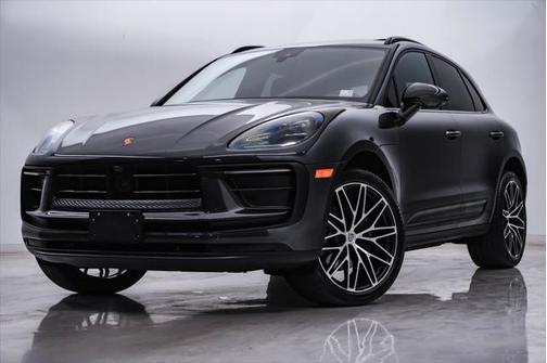 2023 Porsche Macan Base