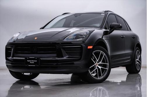 2022 Porsche Macan Base