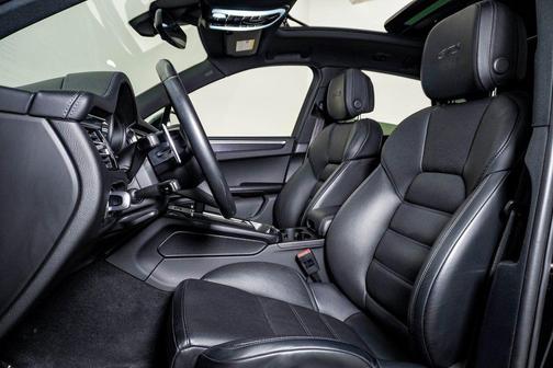 2023 Porsche Macan GTS