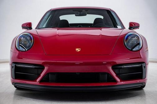 2024 Porsche 911 Carrera GTS