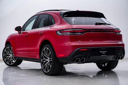 2026 Porsche Macan 